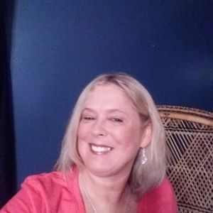 Meet your Posher, Vicki